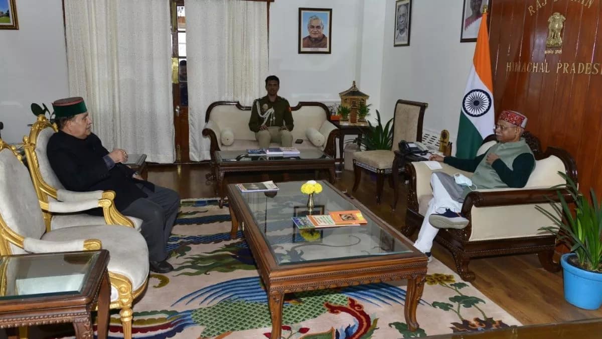स्पीकर ने की राज्यपाल शिव प्रताप शुक्ला से मुलाकात, तीन बजे शिमला पहुंचेंगे भूपेंद्र सिंह हुड्डा.. 42 स्पीकर ने की राज्यपाल शिव प्रताप शुक्ला से मुलाकात, तीन बजे शिमला पहुंचेंगे भूपेंद्र सिंह हुड्डा.. December 2, 2025
