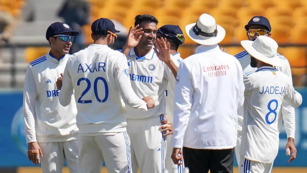 भारत से टेस्ट में छिना नंबर-1 का ताज, ODI और T20I टीम रैंकिंग में एकतरफा दबदबा बरकरार 42 भारत से टेस्ट में छिना नंबर-1 का ताज, ODI और T20I टीम रैंकिंग में एकतरफा दबदबा बरकरार December 26, 2025