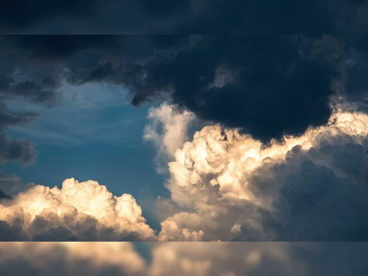 मध्य प्रदेश में फिर बदलेगा मौसम, कई जिलों में बारिश-ओले गिरने की संभावना 42 मध्य प्रदेश में फिर बदलेगा मौसम, कई जिलों में बारिश-ओले गिरने की संभावना December 2, 2025