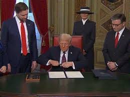 शपथ लेते ही ट्रंप बोले- थर्ड जेंडर की मान्यता खत्म: अवैध प्रवासियों की एंट्री बैन, मेक्सिको बॉर्डर पर इमरजेंसी 42 शपथ लेते ही ट्रंप बोले- थर्ड जेंडर की मान्यता खत्म: अवैध प्रवासियों की एंट्री बैन, मेक्सिको बॉर्डर पर इमरजेंसी December 2, 2025