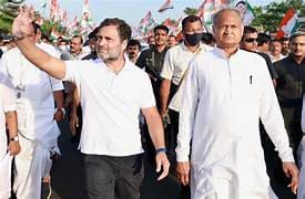 मोदी सरनेम केस-राहुल की 2 साल की सजा बरकरार.. 42 मोदी सरनेम केस-राहुल की 2 साल की सजा बरकरार.. February 16, 2026