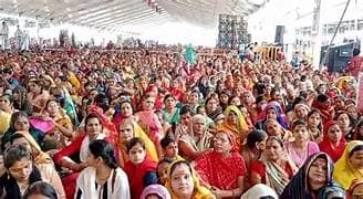 भोपाल में पं. मिश्रा की कथा का आज तीसरा दिन,दो दिन श्रद्धालुओं की भीड़ को देखते हुए पंडाल बढ़ाए.. 42 भोपाल में पं. मिश्रा की कथा का आज तीसरा दिन,दो दिन श्रद्धालुओं की भीड़ को देखते हुए पंडाल बढ़ाए.. February 16, 2026