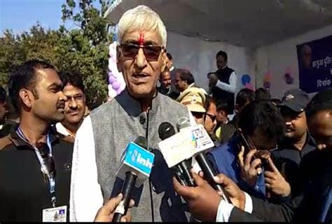 स्वास्थ्य मंत्री ने कहा- 'हमेशा की तरह इलेक्शन लड़ने को लेकर पहले जैसी इच्छा नहीं'.. 42 स्वास्थ्य मंत्री ने कहा- 'हमेशा की तरह इलेक्शन लड़ने को लेकर पहले जैसी इच्छा नहीं'.. December 25, 2025