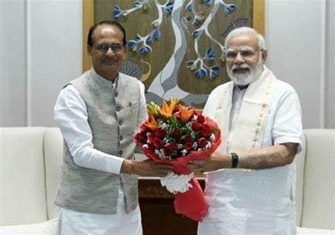 इंदौर ग्लोबल इंवेस्टर्स समिट में आएंगे PM मोदी,CM शिवराज ने दिल्ली जाकर इनवाइट किया... 42 इंदौर ग्लोबल इंवेस्टर्स समिट में आएंगे PM मोदी,CM शिवराज ने दिल्ली जाकर इनवाइट किया... March 6, 2026