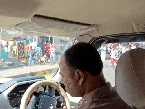 कोलकाता रेप-मर्डर केस, बंगाल बंद के दौरान हिंसा,भाजपा नेता की कार पर फायरिंग, बम फेंके; कल से भाजपा का 7 दिवसीय धरना 42 कोलकाता रेप-मर्डर केस, बंगाल बंद के दौरान हिंसा,भाजपा नेता की कार पर फायरिंग, बम फेंके; कल से भाजपा का 7 दिवसीय धरना December 2, 2025