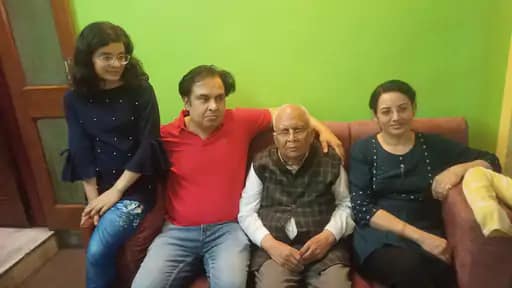 20 रुपए में इलाज करने वाले डॉक्टर डावर को पद्मश्री,2 रुपए से शुरू की प्रैक्टिस... 42 20 रुपए में इलाज करने वाले डॉक्टर डावर को पद्मश्री,2 रुपए से शुरू की प्रैक्टिस... March 7, 2026