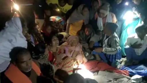 पूजा कर रहे 30 लोगों को ट्रक ने कुचला:8 की मौत... 42 पूजा कर रहे 30 लोगों को ट्रक ने कुचला:8 की मौत... December 2, 2025