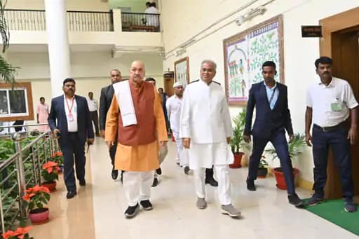 मनोज मंडावी को दी गई श्रद्धांजलि, सीएम बोले-मजबूत आवाज को खो दिया,आरक्षण विधेयक पारित कराने बुलाई बैठक... 42 मनोज मंडावी को दी गई श्रद्धांजलि, सीएम बोले-मजबूत आवाज को खो दिया,आरक्षण विधेयक पारित कराने बुलाई बैठक... April 20, 2026