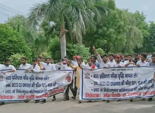 पढ़ाई, इलाज, नौकरी, किसानी, बजट पर क्या बोले लोग,न फीस कम, न दवाएं सस्ती, जॉब्स भी गायब; ट्रेन ही टाइम पर चलवा दें.. 42 पढ़ाई, इलाज, नौकरी, किसानी, बजट पर क्या बोले लोग,न फीस कम, न दवाएं सस्ती, जॉब्स भी गायब; ट्रेन ही टाइम पर चलवा दें.. March 7, 2026