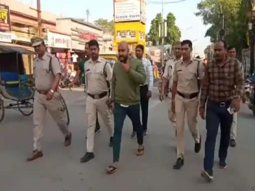 भू-माफिया को डॉक्टरों ने मेडिकल अनफिट बताकर अस्पताल में भर्ती किया, कोर्ट से भी मिली जमानत... 42 भू-माफिया को डॉक्टरों ने मेडिकल अनफिट बताकर अस्पताल में भर्ती किया, कोर्ट से भी मिली जमानत... March 6, 2026