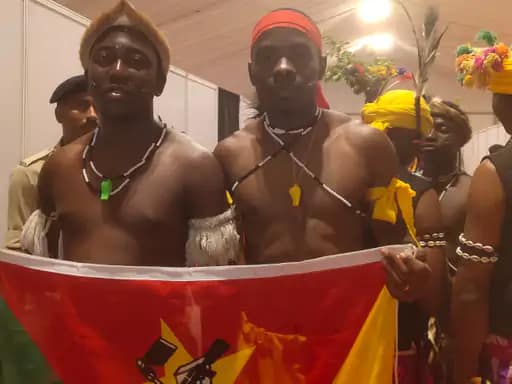 CM भूपेश बघेल को कहा 'थैंक यू', रशियन कलाकार ने रायपुरियन्स और चपाती को बताया मजेदार... 42 CM भूपेश बघेल को कहा 'थैंक यू', रशियन कलाकार ने रायपुरियन्स और चपाती को बताया मजेदार... December 2, 2025