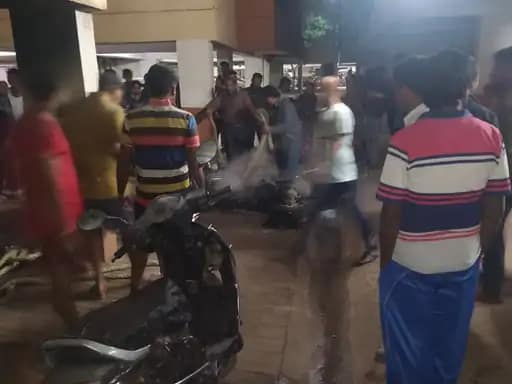 सोसाइटी में किसी ने जानबूझकर दिया घटना को अंजाम, यहां 8 दिन बाद चुनाव.. 42 सोसाइटी में किसी ने जानबूझकर दिया घटना को अंजाम, यहां 8 दिन बाद चुनाव.. March 6, 2026