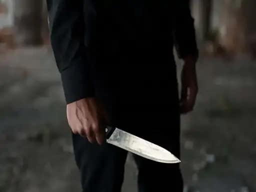 रायपुर में चाकू से गोदकर युवक को मार डाला... 42 रायपुर में चाकू से गोदकर युवक को मार डाला... December 2, 2025