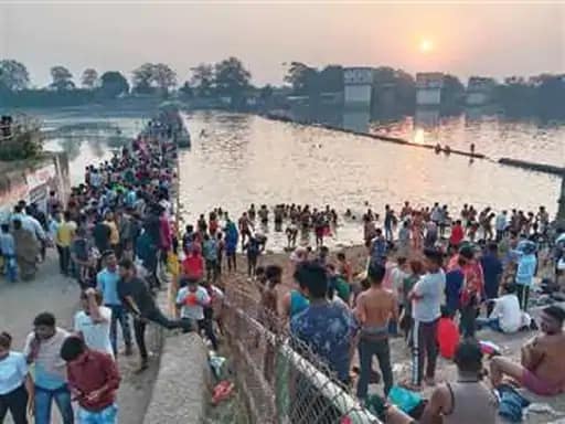 साल के पहले दिन जलेंगे 21 हजार दिए,दुर्ग में होगा शिवनाथ महोत्सव का आयोजन... 42 साल के पहले दिन जलेंगे 21 हजार दिए,दुर्ग में होगा शिवनाथ महोत्सव का आयोजन... December 25, 2025