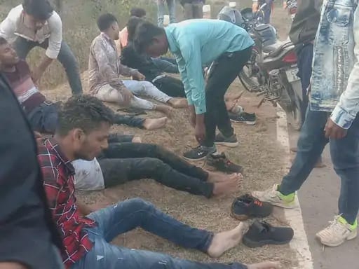 पिकनिक मनाने जा रहे 8 दोस्त हुए हादसे का शिकार.. 42 पिकनिक मनाने जा रहे 8 दोस्त हुए हादसे का शिकार.. December 25, 2025