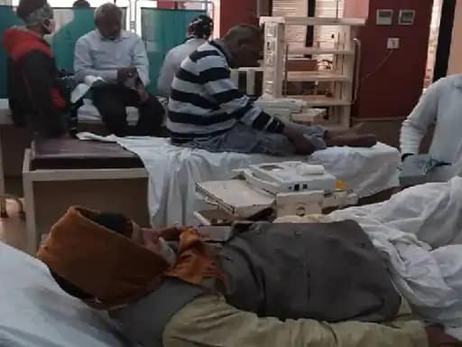 सर्दी में 24 घंटे में 122 को हार्ट अटैक,कानपुर के LPS कार्डियोलॉजी इंस्टीट्यूट में भर्ती.. 42 सर्दी में 24 घंटे में 122 को हार्ट अटैक,कानपुर के LPS कार्डियोलॉजी इंस्टीट्यूट में भर्ती.. February 20, 2026