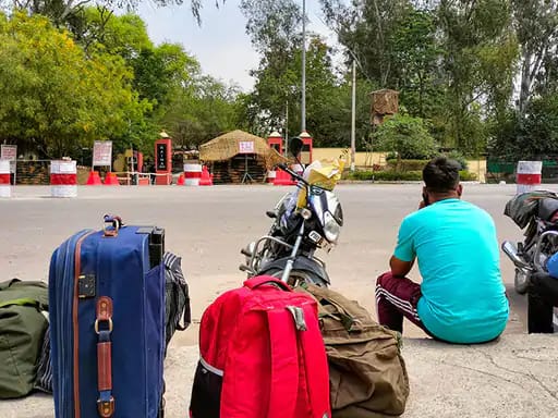 बठिंडा मिलिट्री स्टेशन में रेड अलर्ट, 2 संदिग्धों की तलाश,आज एक और जवान की गोली लगने से मौत.. 42 बठिंडा मिलिट्री स्टेशन में रेड अलर्ट, 2 संदिग्धों की तलाश,आज एक और जवान की गोली लगने से मौत.. March 7, 2026