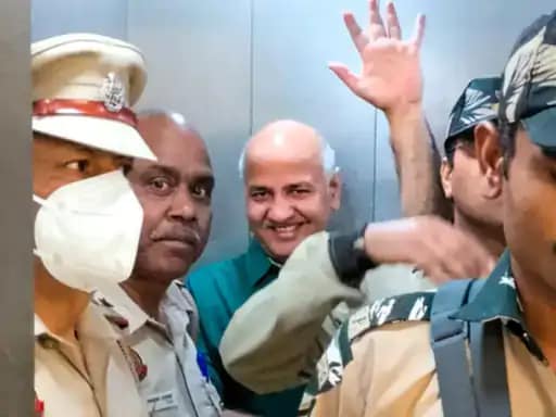 AAP बोली- दिल्ली पुलिस ने सिसोदिया से बदसलूकी की,मीडिया से मनीष ने PM को अहंकारी कहा.. 42 AAP बोली- दिल्ली पुलिस ने सिसोदिया से बदसलूकी की,मीडिया से मनीष ने PM को अहंकारी कहा.. March 7, 2026