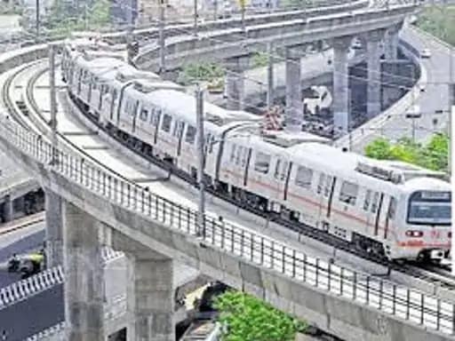 इंदौर में अगले हफ्ते आएंगे मेट्रो के कोच,गांधी नगर डिपो से प्रायोरिटी कॉरिडोर पर शुरू होगा ट्रायल.. 42 इंदौर में अगले हफ्ते आएंगे मेट्रो के कोच,गांधी नगर डिपो से प्रायोरिटी कॉरिडोर पर शुरू होगा ट्रायल.. December 14, 2025