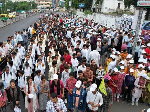 भोपाल में 'मेगा वॉक फॉर डेमोक्रेसी',जिनकी उम्र 18 वर्ष, उनके 31 अगस्त तक जुड़ेंगे नाम.. 42 भोपाल में 'मेगा वॉक फॉर डेमोक्रेसी',जिनकी उम्र 18 वर्ष, उनके 31 अगस्त तक जुड़ेंगे नाम.. March 6, 2026