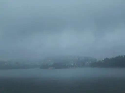 भोपाल में फुहार, ग्वालियर समेत 25 जिलों में तेज बारिश का अलर्ट.. 42 भोपाल में फुहार, ग्वालियर समेत 25 जिलों में तेज बारिश का अलर्ट.. February 15, 2026