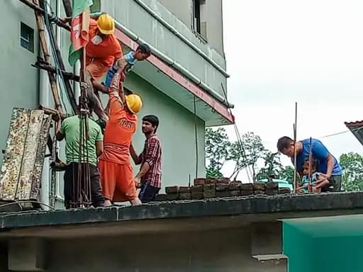 सिक्किम में बादल फटने की वजह था नेपाल का भूकंप,अब तक 14 की मौत, 26 घायल.. 42 सिक्किम में बादल फटने की वजह था नेपाल का भूकंप,अब तक 14 की मौत, 26 घायल.. December 2, 2025