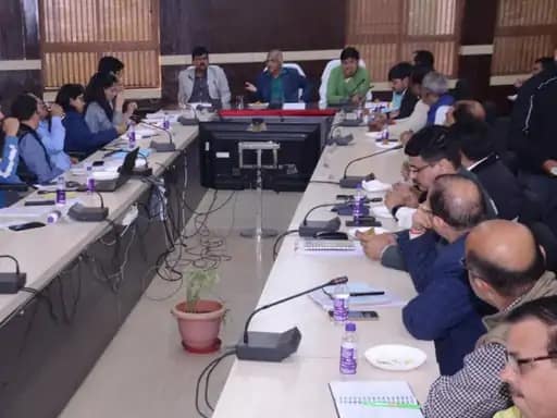 ग्वालियर प्रशासन खुले बोरवेल पर हुआ सख्त,कलेक्टर ने किया प्रतिबंधात्मक आदेश जारी.. 42 ग्वालियर प्रशासन खुले बोरवेल पर हुआ सख्त,कलेक्टर ने किया प्रतिबंधात्मक आदेश जारी.. December 2, 2025