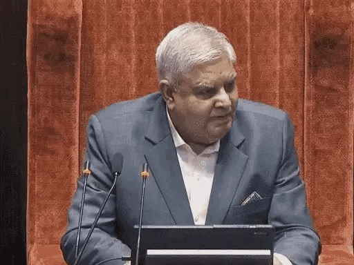 निलंबित सांसदों को चैंबर, लॉबी और गैलरी में एंट्री नहीं,लोकसभा सचिवालय ने सर्कुलर जारी किया.. 42 निलंबित सांसदों को चैंबर, लॉबी और गैलरी में एंट्री नहीं,लोकसभा सचिवालय ने सर्कुलर जारी किया.. March 5, 2026