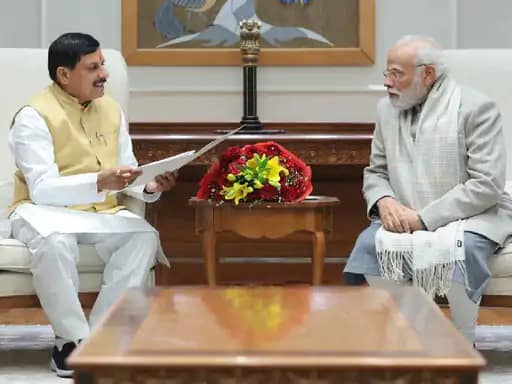 MP में जल्द हो सकता है मंत्रिमंडल विस्तार,दिल्ली में मोदी-शाह से मिले CM डॉ. मोहन यादव.. 42 MP में जल्द हो सकता है मंत्रिमंडल विस्तार,दिल्ली में मोदी-शाह से मिले CM डॉ. मोहन यादव.. December 2, 2025