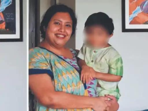 पुलिस बोली- महिला CEO ने बच्चे का मर्डर प्लान किया,होटल रूम से कफ सीरप की बॉटल्स मिलीं.. 42 पुलिस बोली- महिला CEO ने बच्चे का मर्डर प्लान किया,होटल रूम से कफ सीरप की बॉटल्स मिलीं.. February 10, 2026