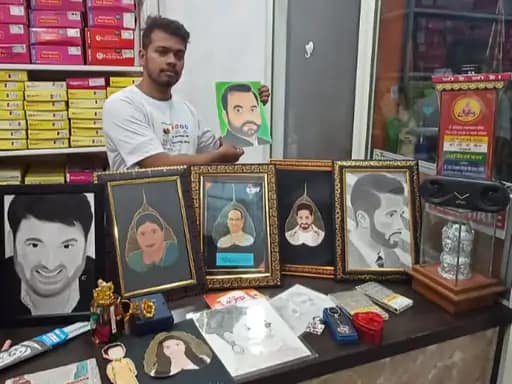 भोपाल का ध्रुव बना रहे पीपल के पत्ते पर राममंदिर,अपनी कला को खुद निखारा, पांच सालों से कर रहे थे ड्राइंग और स्केचिंग 42 भोपाल का ध्रुव बना रहे पीपल के पत्ते पर राममंदिर,अपनी कला को खुद निखारा, पांच सालों से कर रहे थे ड्राइंग और स्केचिंग March 9, 2026