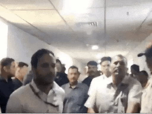 केजरीवाल ने कोर्ट में खुद पैरवी की,कहा- क्या CM की गिरफ्तारी के लिए 4 बयान काफी हैं; ED बोली- मुख्यमंत्री कानून से ऊपर नहीं.. 42 केजरीवाल ने कोर्ट में खुद पैरवी की,कहा- क्या CM की गिरफ्तारी के लिए 4 बयान काफी हैं; ED बोली- मुख्यमंत्री कानून से ऊपर नहीं.. December 13, 2025