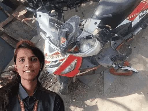 इंदौर में ID कार्ड ने ली छात्रा की जान,कॉलेज जाते समय स्कूटर से फिंकाई, गले में पट्टा कसने से दम घुटा.. 42 इंदौर में ID कार्ड ने ली छात्रा की जान,कॉलेज जाते समय स्कूटर से फिंकाई, गले में पट्टा कसने से दम घुटा.. November 21, 2025