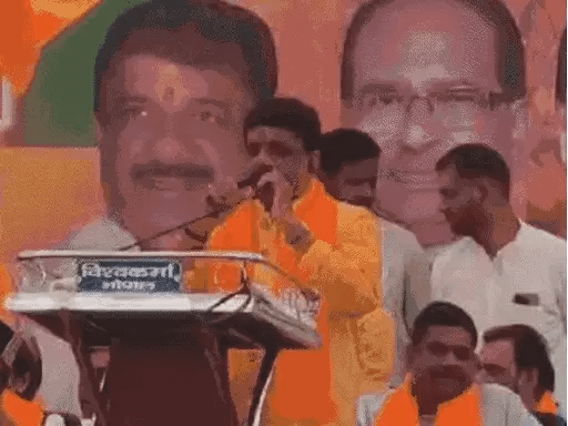 बैलेट यूनिट में अरुण पहले, आलोक दूसरे नंबर पर:भोपाल में 22 कैंडिडेट्स मैदान में, चुनाव चिह्न बांसुरी.. 42 बैलेट यूनिट में अरुण पहले, आलोक दूसरे नंबर पर:भोपाल में 22 कैंडिडेट्स मैदान में, चुनाव चिह्न बांसुरी.. December 13, 2025