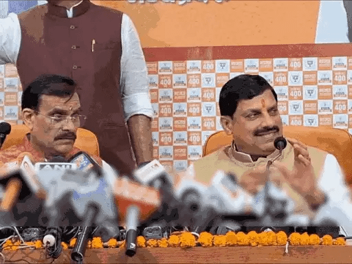 बीजेपी के मेनिफेस्टो पर CM-वीडी शर्मा की प्रेस कॉन्फ्रेंस,वीडी शर्मा ने कहा- संकल्प पत्र के लिए एमपी से 26 हजार लोगों ने सुझाव दिए.. 42 बीजेपी के मेनिफेस्टो पर CM-वीडी शर्मा की प्रेस कॉन्फ्रेंस,वीडी शर्मा ने कहा- संकल्प पत्र के लिए एमपी से 26 हजार लोगों ने सुझाव दिए.. December 2, 2025