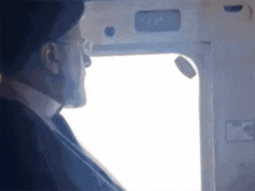 ईरान के राष्ट्रपति इब्राहिम रईसी का हेलिकॉप्टर क्रैश में निधन,विदेश मंत्री समेत 9 लोग सवार थे, सभी मारे गए; अजरबैजान से लौटते वक्त हादसा 42 ईरान के राष्ट्रपति इब्राहिम रईसी का हेलिकॉप्टर क्रैश में निधन,विदेश मंत्री समेत 9 लोग सवार थे, सभी मारे गए; अजरबैजान से लौटते वक्त हादसा February 17, 2026