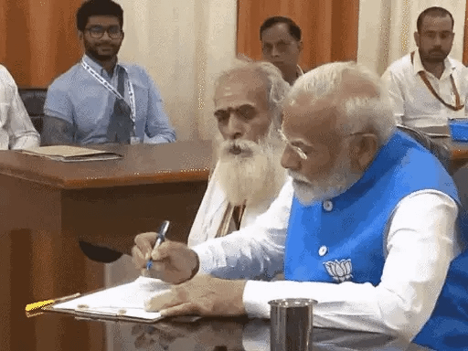 मोदी ने तीसरी बार वाराणसी से नामांकन दाखिल किया,गंगा पूजन किया, क्रूज की सवारी की; काल भैरव के दर्शन करके कलेक्ट्रेट पहुंचे.. 42 मोदी ने तीसरी बार वाराणसी से नामांकन दाखिल किया,गंगा पूजन किया, क्रूज की सवारी की; काल भैरव के दर्शन करके कलेक्ट्रेट पहुंचे.. December 25, 2025