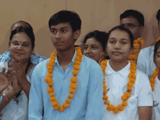 5वीं और 8वीं का रिजल्ट जारी,वेबसाइट क्रैश हुई, 6 बजे बाद परिणाम देख पाएंगे छात्र 42 5वीं और 8वीं का रिजल्ट जारी,वेबसाइट क्रैश हुई, 6 बजे बाद परिणाम देख पाएंगे छात्र February 17, 2026