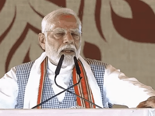 वाराणसी में पीएम मोदी का किसान ने किया स्वागत:किसान सम्मान की 17वीं किस्त जारी की,शिवराज बोले-किसानों के लिए पीएम की तड़प मैंने देखी 42 वाराणसी में पीएम मोदी का किसान ने किया स्वागत:किसान सम्मान की 17वीं किस्त जारी की,शिवराज बोले-किसानों के लिए पीएम की तड़प मैंने देखी February 26, 2026