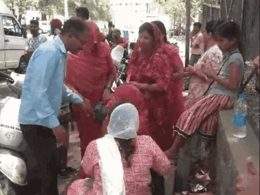 भोपाल में बड़े तालाब में कूदा सॉफ्टवेयर इंजीनियर, मौत,मॉर्निंग वॉक का कहकर निकला; परिजन बोले-होम लोन नहीं चुकाने पर टेंशन में था 42 भोपाल में बड़े तालाब में कूदा सॉफ्टवेयर इंजीनियर, मौत,मॉर्निंग वॉक का कहकर निकला; परिजन बोले-होम लोन नहीं चुकाने पर टेंशन में था December 2, 2025