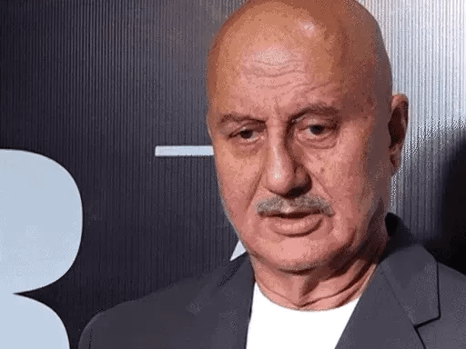 कंगना रनोट थप्पड़ कांड पर बोले अनुपम खेर,महिला कॉन्स्टेबल ने पद का गलत इस्तेमाल किया, शेखर सुमन की मांग- महिला को सजा मिले 42 कंगना रनोट थप्पड़ कांड पर बोले अनुपम खेर,महिला कॉन्स्टेबल ने पद का गलत इस्तेमाल किया, शेखर सुमन की मांग- महिला को सजा मिले December 2, 2025