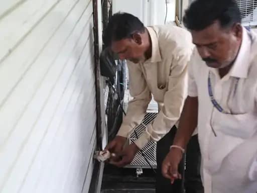 भोपाल के MP नगर की 2 कोचिंग के ऑफिस सील,एक गेम जोन-एक कैफे पर भी कार्रवाई; फायर सेफ्टी का किया उल्लंघन 42 भोपाल के MP नगर की 2 कोचिंग के ऑफिस सील,एक गेम जोन-एक कैफे पर भी कार्रवाई; फायर सेफ्टी का किया उल्लंघन March 5, 2026