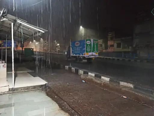 भोपाल में रातभर बारिश, बैरागढ़ में 4.8 इंच पानी गिरा,सिटी में 1.6 इंच बारिश हुई, 200 इलाकों में बिजली गुल 42 भोपाल में रातभर बारिश, बैरागढ़ में 4.8 इंच पानी गिरा,सिटी में 1.6 इंच बारिश हुई, 200 इलाकों में बिजली गुल December 26, 2025