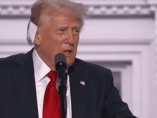 हमले के 5 दिन बाद ट्रम्प बोले-मुझे भगवान ने बचाया,कन्वेंशन स्पीच में अवैध प्रवासियों को एलियन बताया, कहा- वे आपको खा जाएंगे 42 हमले के 5 दिन बाद ट्रम्प बोले-मुझे भगवान ने बचाया,कन्वेंशन स्पीच में अवैध प्रवासियों को एलियन बताया, कहा- वे आपको खा जाएंगे December 2, 2025