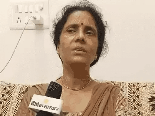 शहीद के पिता बोले-बहू ने कीर्ति चक्र छूने नहीं दिया,मैंने उसे बेटी की तरह माना, छोटे बेटे से शादी की बात...लेकिन उसने हमें छोड़ दिया 42 शहीद के पिता बोले-बहू ने कीर्ति चक्र छूने नहीं दिया,मैंने उसे बेटी की तरह माना, छोटे बेटे से शादी की बात...लेकिन उसने हमें छोड़ दिया December 2, 2025