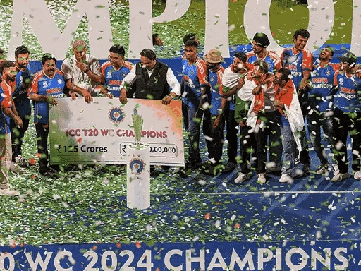 टीम इंडिया की घर वापसी, 16 घंटे चला जश्न,दिल्ली से मुंबई तक रोहित, हार्दिक, कोहली-कोहली; कप्तान बोले- यह ट्रॉफी पूरे देश की 42 टीम इंडिया की घर वापसी, 16 घंटे चला जश्न,दिल्ली से मुंबई तक रोहित, हार्दिक, कोहली-कोहली; कप्तान बोले- यह ट्रॉफी पूरे देश की November 23, 2025