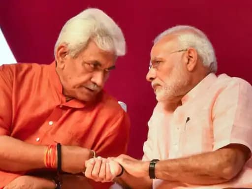 जम्मू-कश्मीर के LG की शक्तियां बढ़ीं,दिल्ली की तरह ट्रांसफर-पोस्टिंग में मंजूरी जरूरी; उमर अब्दुल्ला बोले- हर चीज के लिए भीख मांगनी पड़ेगी 42 जम्मू-कश्मीर के LG की शक्तियां बढ़ीं,दिल्ली की तरह ट्रांसफर-पोस्टिंग में मंजूरी जरूरी; उमर अब्दुल्ला बोले- हर चीज के लिए भीख मांगनी पड़ेगी December 2, 2025