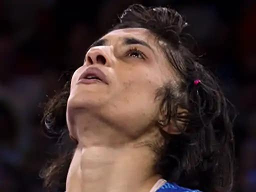 रेसलर विनेश फोगाट पेरिस ओलिंपिक से बाहर,वजन 50kg से 100 ग्राम ज्यादा निकला; फैसले के बाद विनेश की तबीयत बिगड़ी, अस्पताल में भर्ती 42 रेसलर विनेश फोगाट पेरिस ओलिंपिक से बाहर,वजन 50kg से 100 ग्राम ज्यादा निकला; फैसले के बाद विनेश की तबीयत बिगड़ी, अस्पताल में भर्ती March 7, 2026