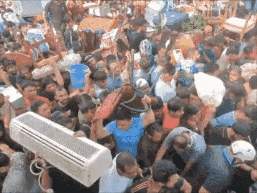 शेख हसीना का प्लेन हिंडन से रवाना, लोकेशन पता नहीं,लंदन या फिनलैंड जाने की अटकलें; नोबेल विजेता यूनुस बांग्लादेश के नए PM बन सकते हैं 42 शेख हसीना का प्लेन हिंडन से रवाना, लोकेशन पता नहीं,लंदन या फिनलैंड जाने की अटकलें; नोबेल विजेता यूनुस बांग्लादेश के नए PM बन सकते हैं November 10, 2025