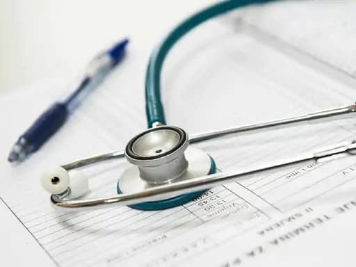 मेडिकल ऑफिसर्स एसोसिएशन ने डॉक्टर्स के लिए जारी किए दिशा-निर्देश,ड्यूटी टाइम और नैतिकता के अलावा सहकर्मियों की सुरक्षा पर भी जोर 42 मेडिकल ऑफिसर्स एसोसिएशन ने डॉक्टर्स के लिए जारी किए दिशा-निर्देश,ड्यूटी टाइम और नैतिकता के अलावा सहकर्मियों की सुरक्षा पर भी जोर December 2, 2025